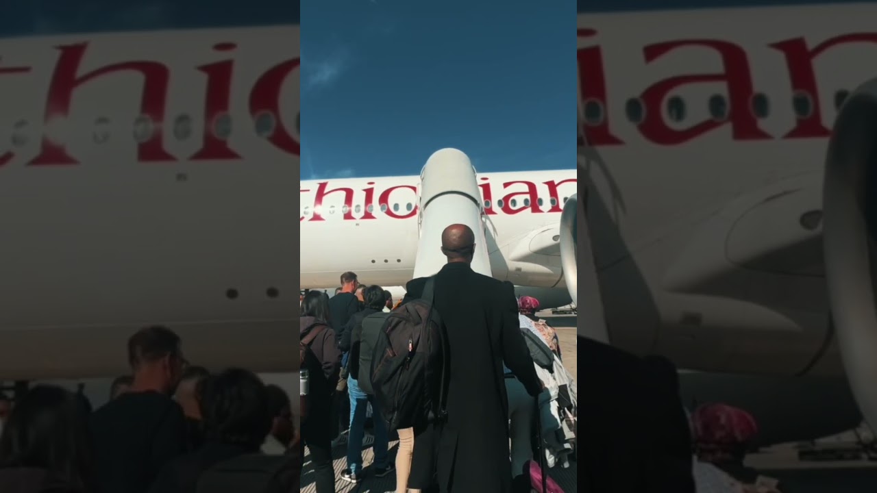 Не помогайте переносить чужой багаж в аэропорту 😊😎