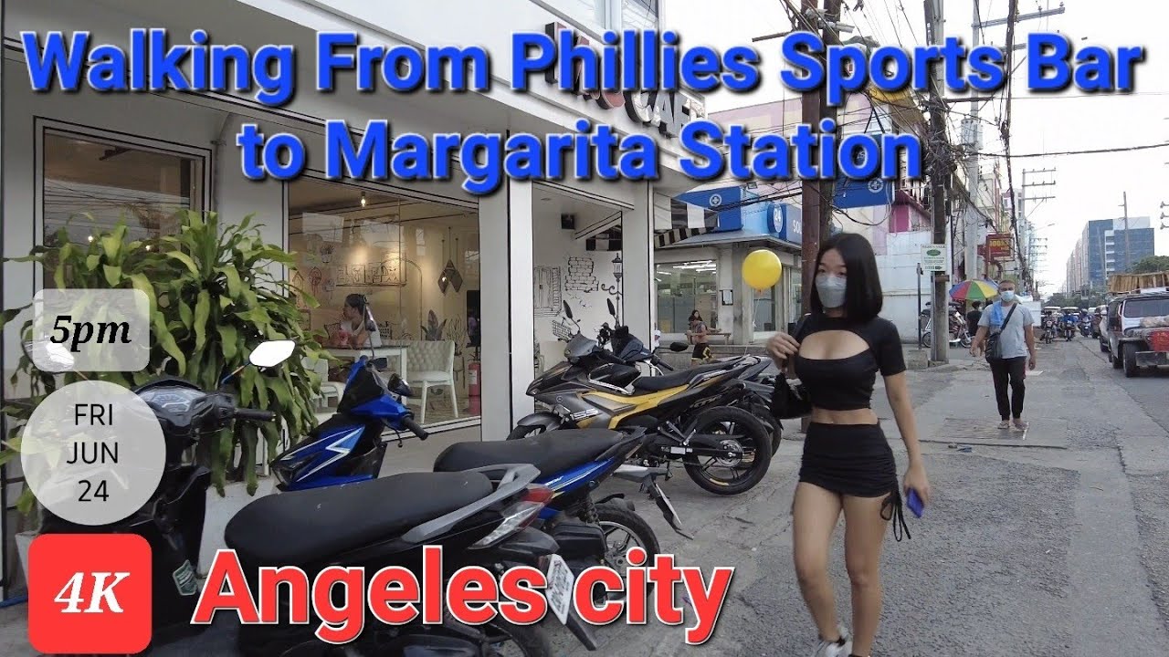 Walking from PHILLIES SPORTS BAR to MARGARITA STATION. ANGELES CITY