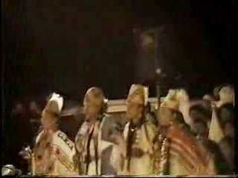 Warm Springs Indian Pow Wow traditional womens team dance 1
