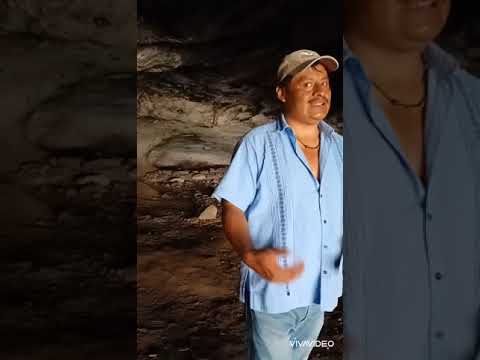 Cuevas Prehistóricas De Yagul Y Mitla En Los Valles Centrales De Oaxaca.