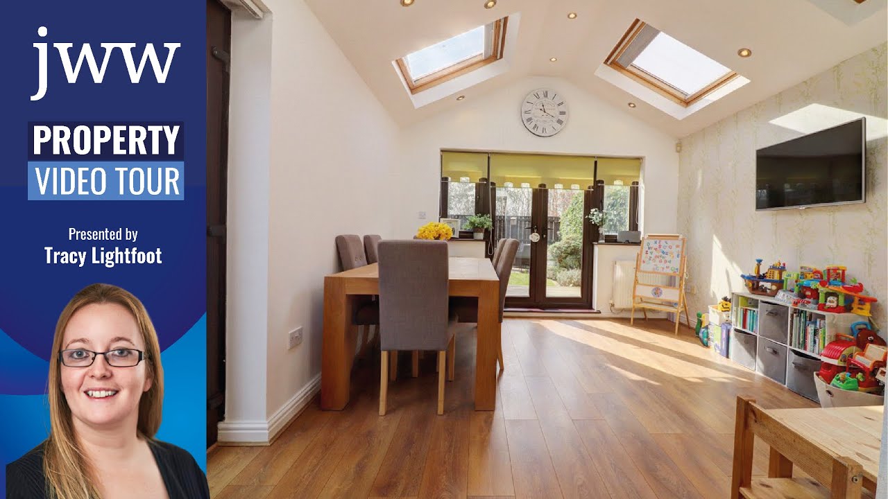 HOUSE FOR SALE. 46 Romany Drive, Consett, County Durham, DH8 5XL.