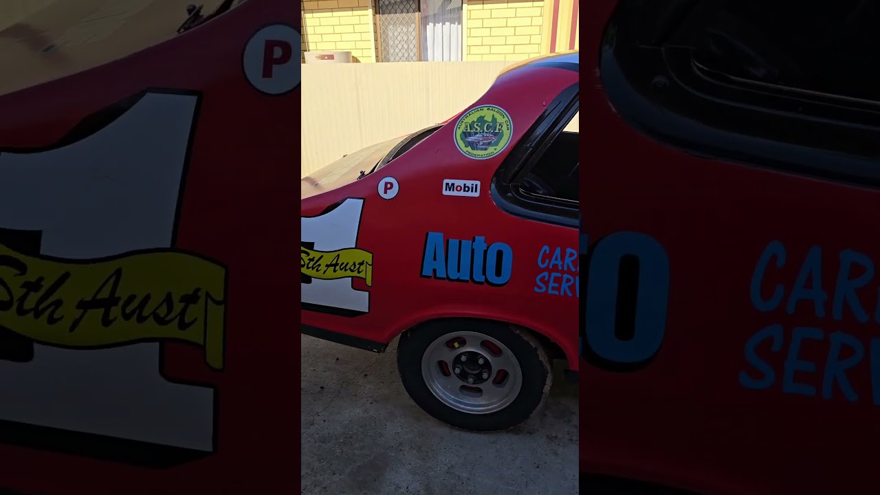 BIG BUE STARTS UP HIS CLASSIC LJ TORANA STREET STOCK SPEEDWAY RACE CAR 