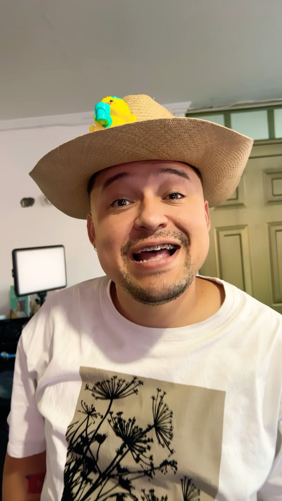 PAPI ESTÁ EN TU CABEZA ?#humor #cosasdefamilia #comedia #shortviral