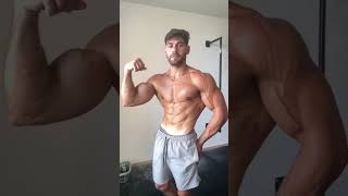 הוכחה שלא צריך משקולות בשביל לבנות גוף