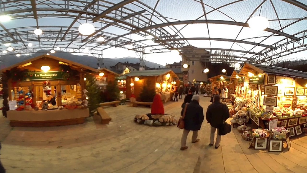 Mercatini Di Natale Aosta.Aosta Mercatino Di Natale 2016 Video 360 Youtube