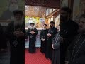 نيافة الأنبا مكاريوس يضع باقة من الزهور فى مزار مثلث الرحمات نيافة الأنبا ارسانيوس مطران المنيا