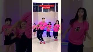 Senam Masha And The Bear