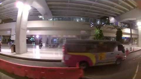 Halte Damri dan Bus Bandara di Terminal 1B, 1C dan Lobby Terminal 3 Ultima  Bandara Soekarno Hatta