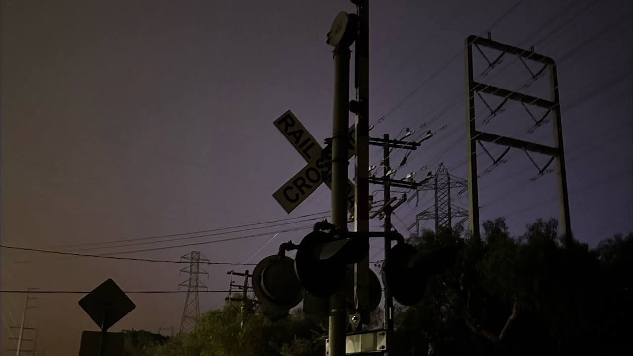 AMAZING NF K5LA! Amtrak 60 leads a 6+ HOUR late Coast Starlight!!