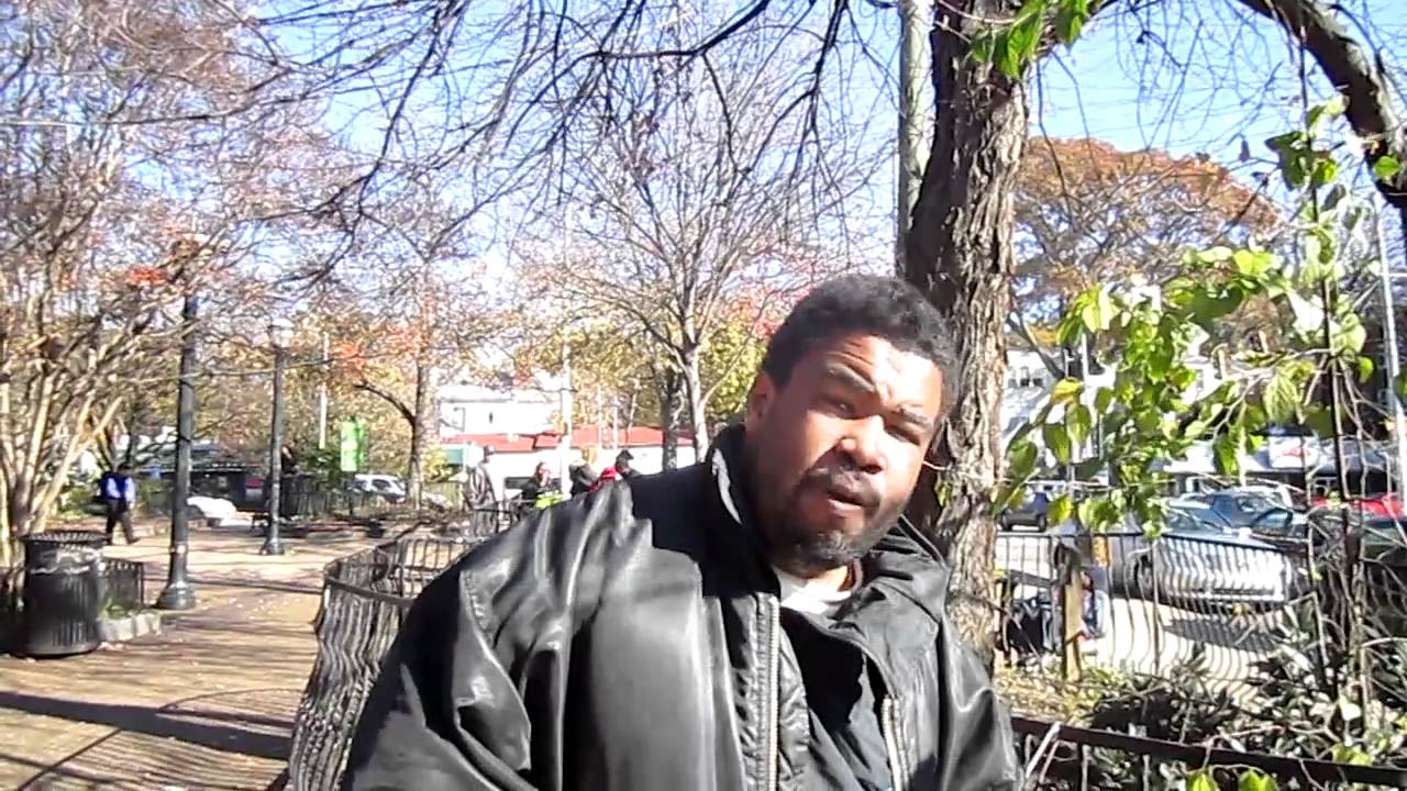 Homeless Man in Atlanta Gives The Hott Funsport Freestyle!!!! - YouTube