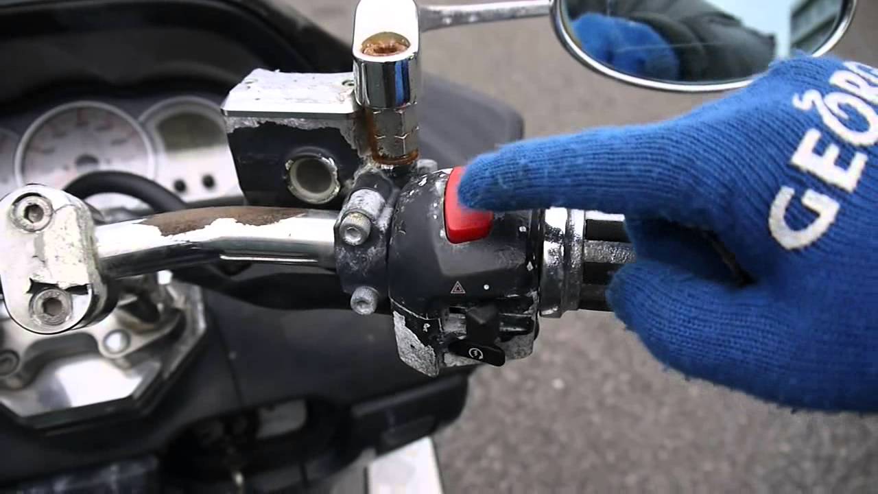 YAMAHA マジェスティ250C ステムベアリング キルスイッチ 不具合 - YouTube