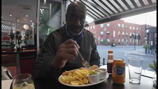 Cod, Chips, Mushy Peas \u0026 Curry Sauce – London’s Family-Run Mr Fish Review 🍽️