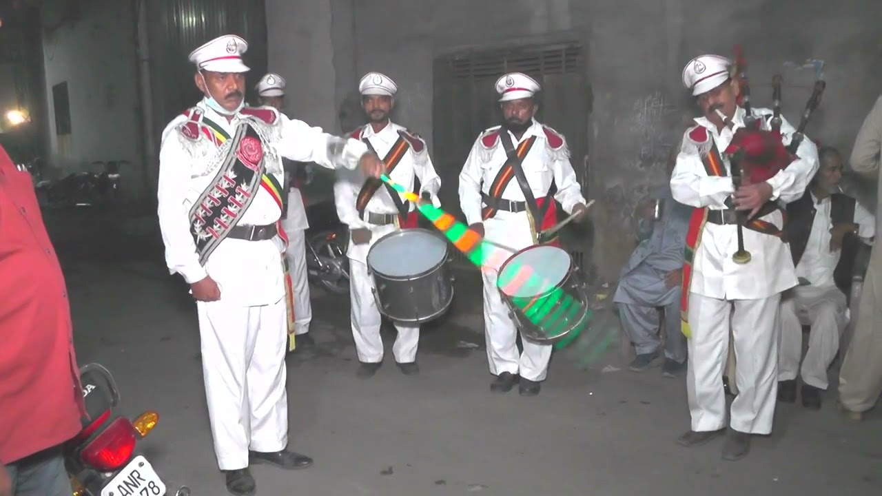 Beautiful Band Tone Work at Sehra Bandi Lahore