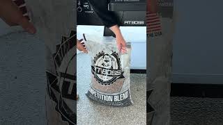 #SHORTS Pit Boss Competition Blend Pellets in the Navigator 1600 🔥