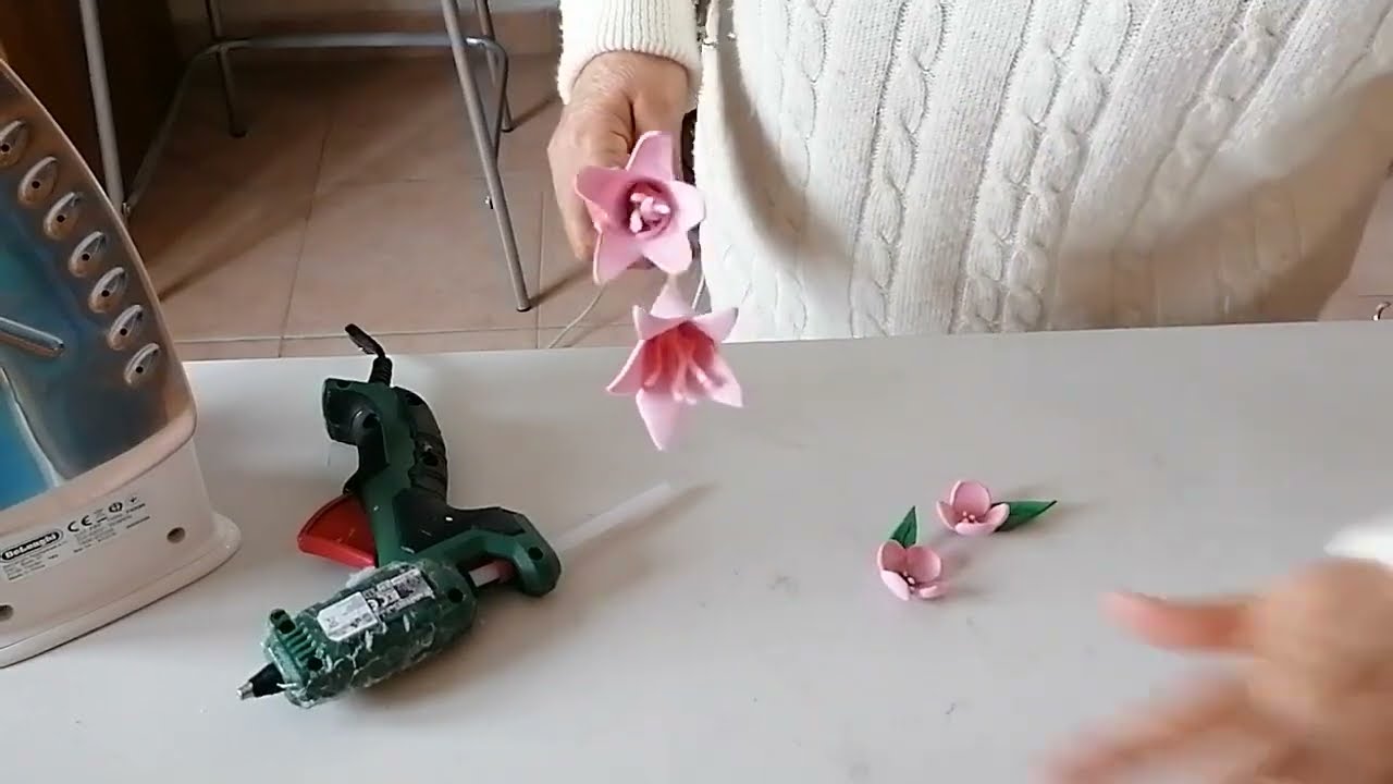 DUE IDEE DI FIORI IN GOMMA EVA #ROSYFIGURA