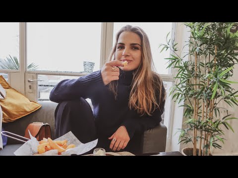 Christmas Shopping & Date Night | Vlog