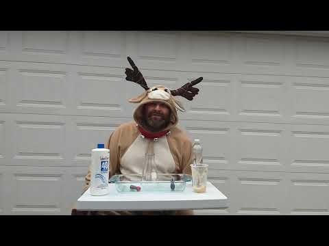 Demo: Reindeer Toothpaste (Hydrogen Peroxide Decomposition)