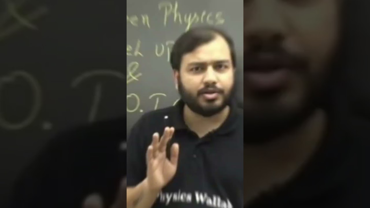 best physics teacher in india #short #physicswallah - YouTube