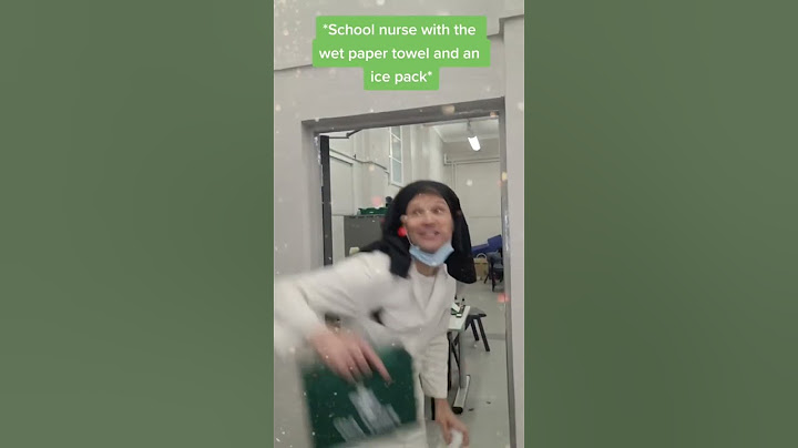 Wet paper towels solve all! #schoollife #schoolmemes #school #students #teacher