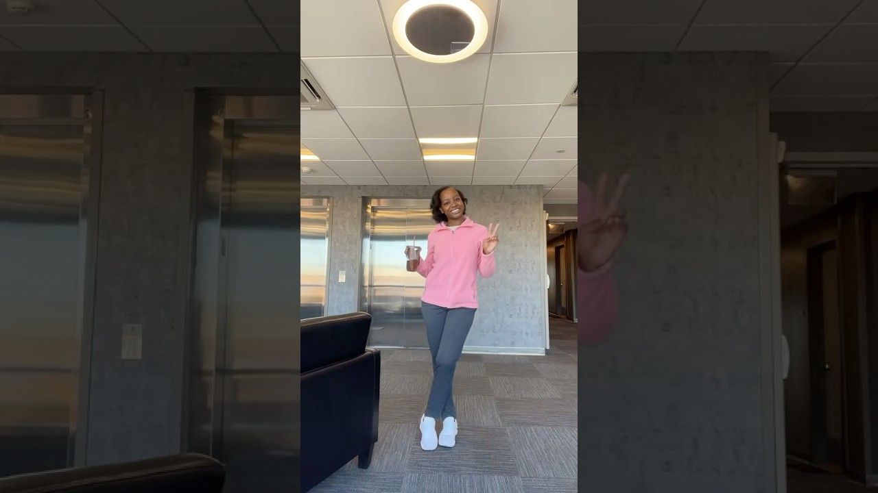 Chill #OOTW as a college student 🎀👩🏽&zwj;💻