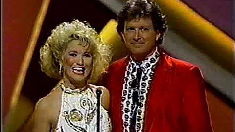 CMA 1990 (Tanya Tucker & T Graham Brown) - Don't G...