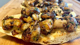 This video is about garlic herb mushrooms ~ delicious !garlic
mushroomsrecipe : 1 tbsp olive oil, 4 butter, 8 oz mushrooms, 2 tsp
garlic, pinch of sal...