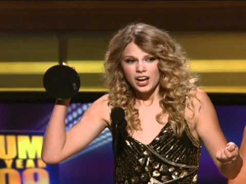 Taylor Swift Wins Album Of The Year For Fearless Acm Awards 2009