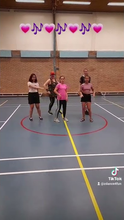 Shake seinora..jump in the line..tiktok #zumba #tiktok #zumbakids