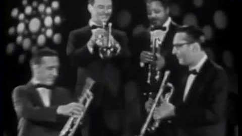 Doc Severinsen and an "All Star" trumpet quartet f...