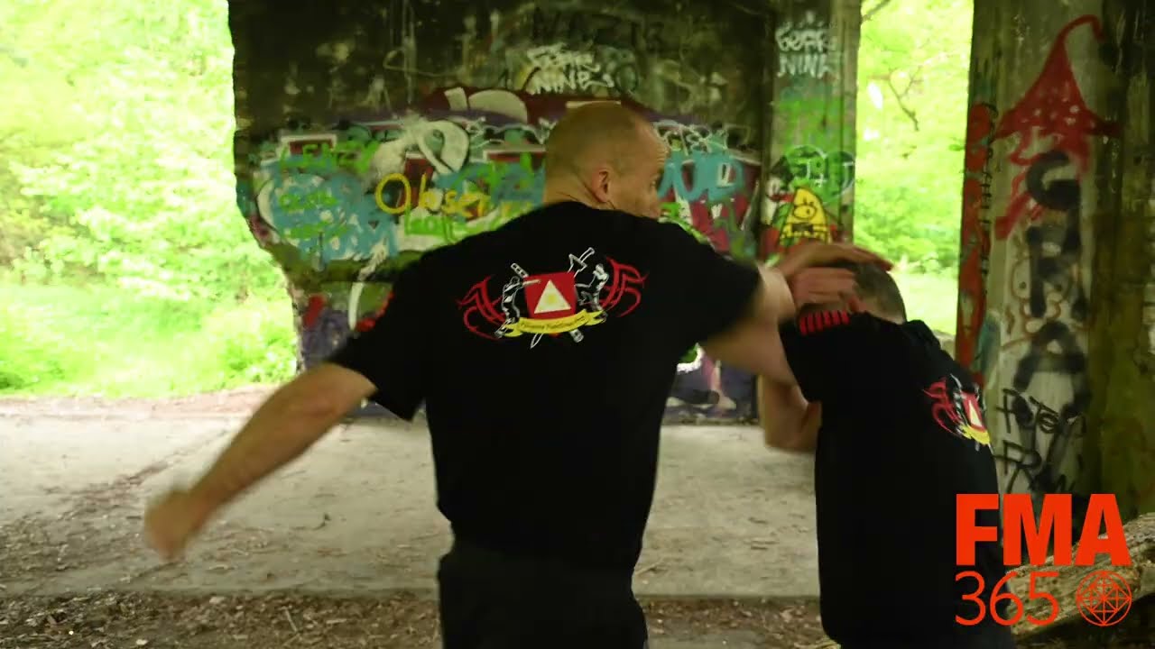 Filipino Boxing Action with Timm Blaschke and Marcus Ruddies from FMA365