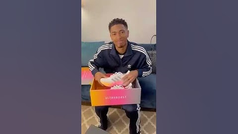 Jude Bellingham reaction to unboxing the adidas Ultraboost 5 😍 🔥#JudeBellingham #adidas #running