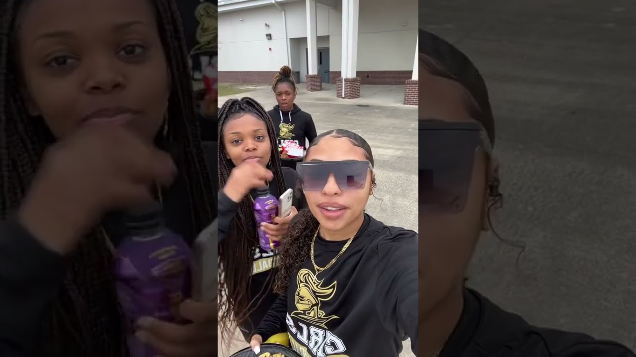 Kamiya Jones  tik tok 