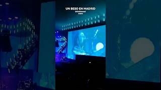 ¡TINI canta "Un Beso En Madrid" en vivo en Madrid!