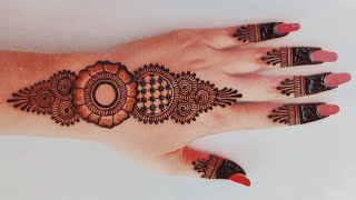 Karva Chauth special mehndi||Simple mehndi designs||Front hand mehendi design||Arabic mehndi designs screenshot 4