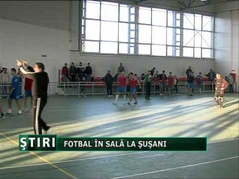 Fotbal in sala la Susani.mpg