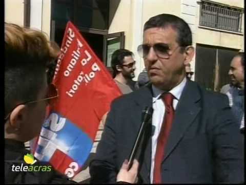 Teleacras - Agrigento, la Polizia in piazza