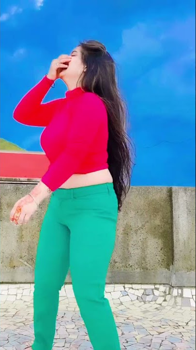 my new dance video please like and share subscribe Shivani Thakur