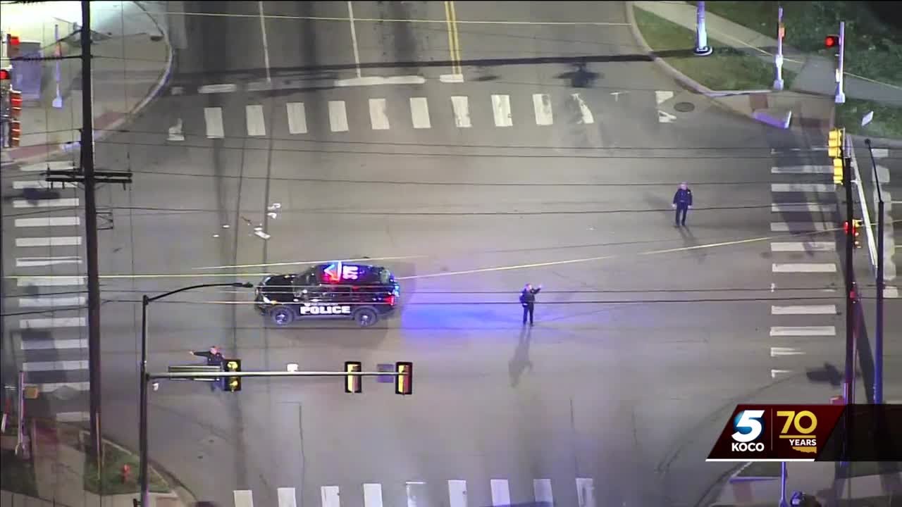 Pedestrian dies after being hit by vehicle in southwest Oklahoma City ...