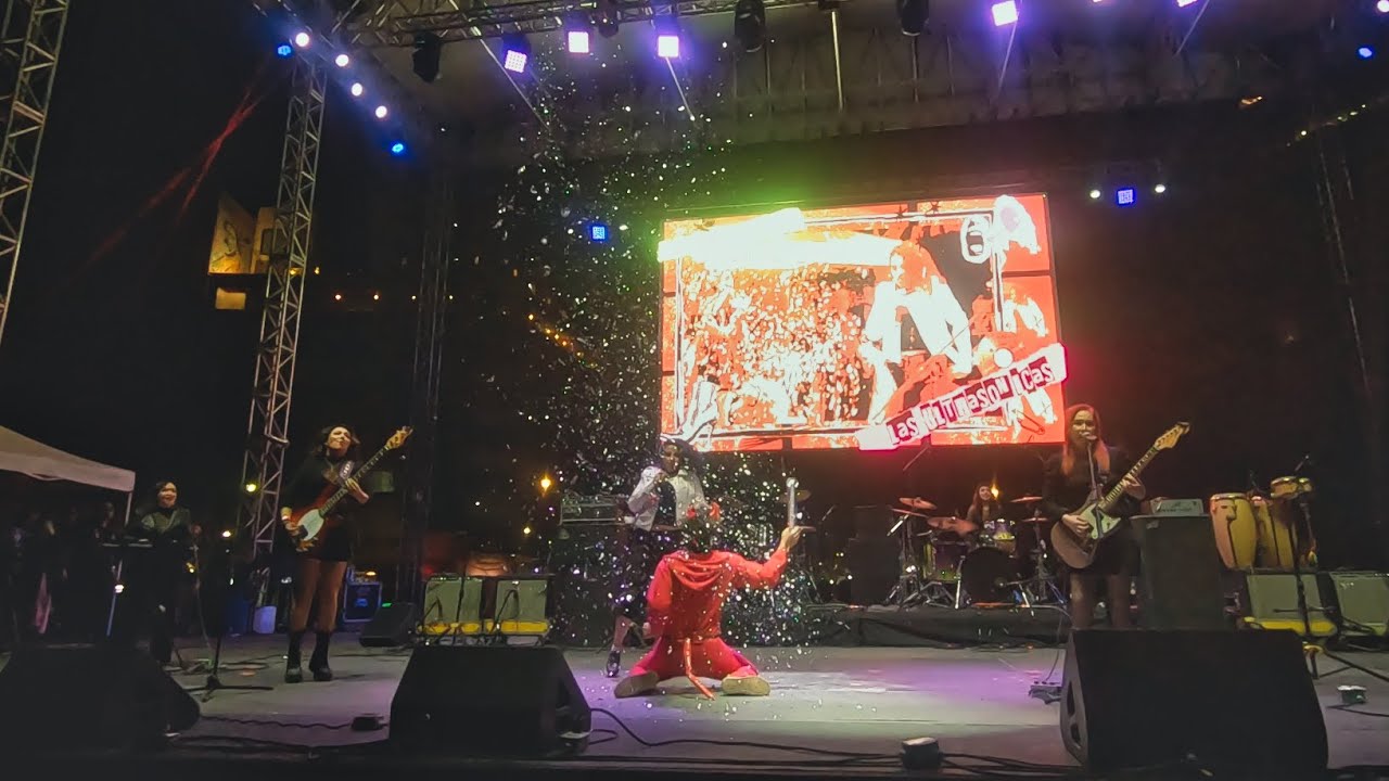 Ultrasónicas ft. Jezzy P y Ceci Bastida En Vivo 'Sirenas al Ataque Fest' (canciones completas)