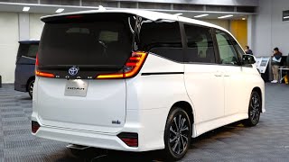 ⁣New 2022 Toyota Voxy/Noah Hybrid Compact Premium Minivan Facelift