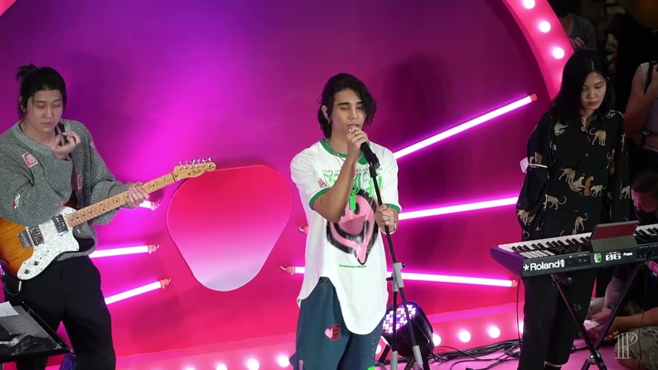 Jeff Satur : Lost star