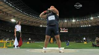 Cantwell Becomes Shotput Champion - From Universal Sports