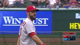 STL@CHC: Carpenter charges, fields barehanded for out
