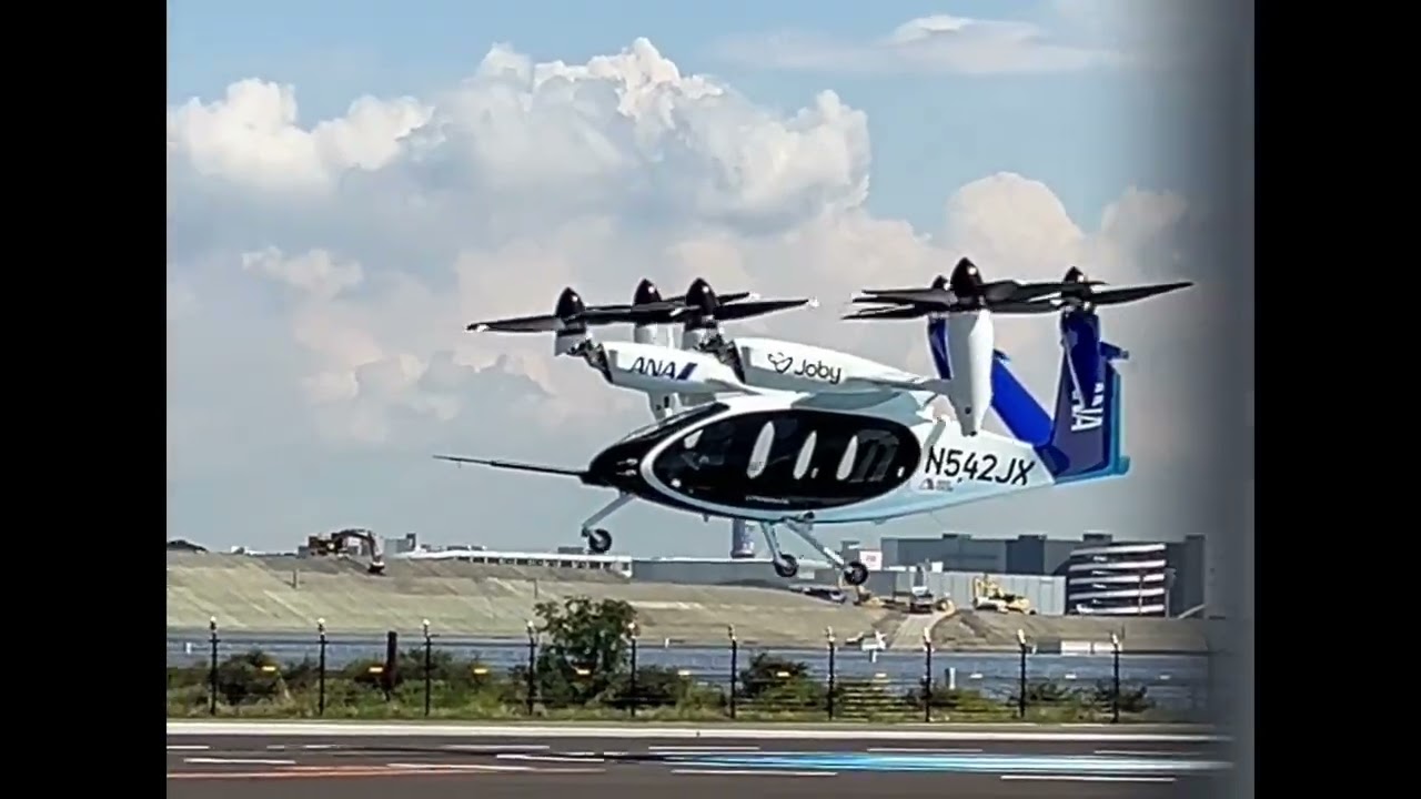 感動の瞬間！空飛ぶクルマが大阪・関西万博で一般お披露目 デモ