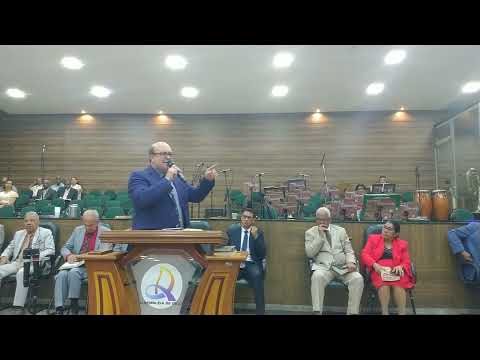 Ministração do pastor Junior Calais.