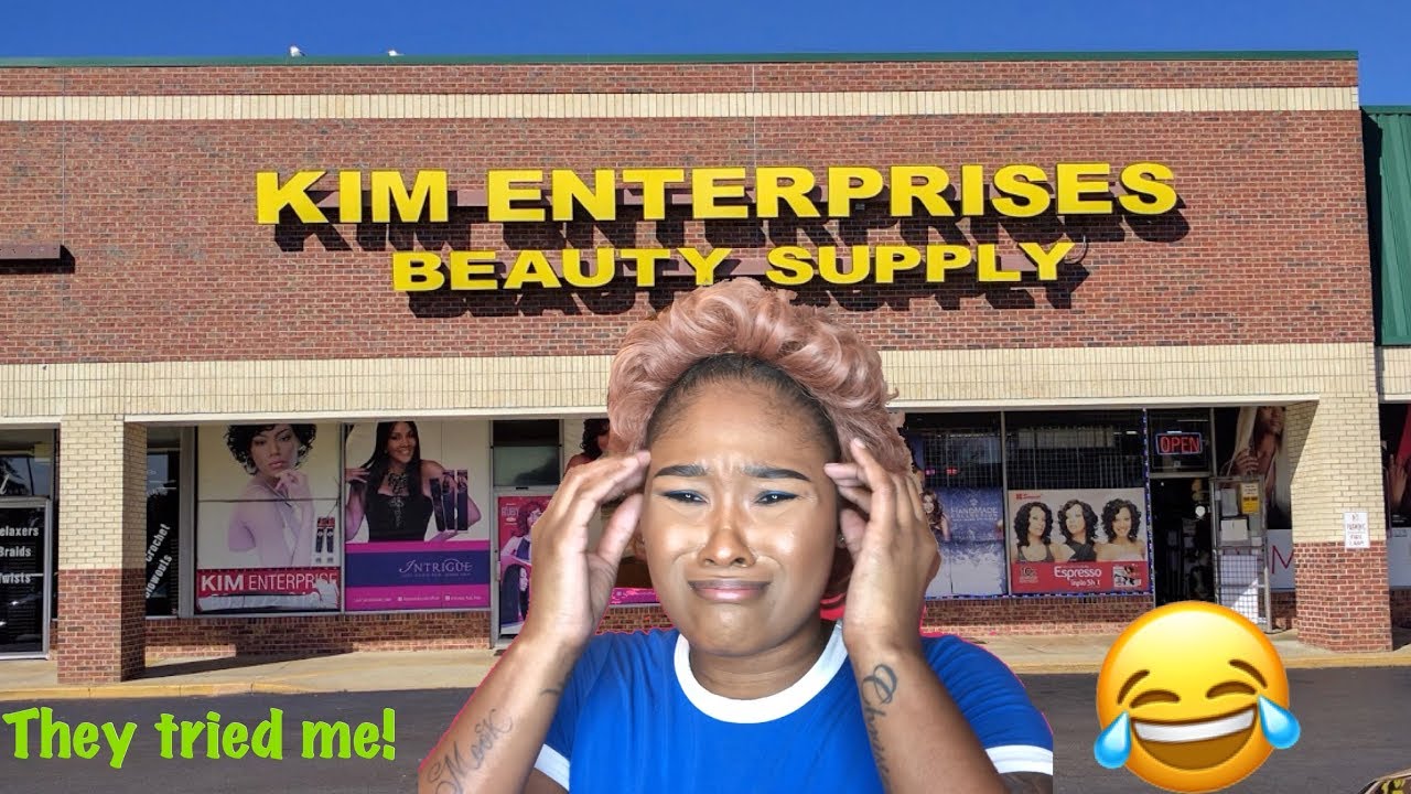 Try on/haul! I bought the cheapest wigs I could find in the hair store