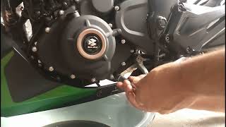 Заміна оливи в двигуні мотоцикла BAJAJ DOMINAR 400 UG 2022