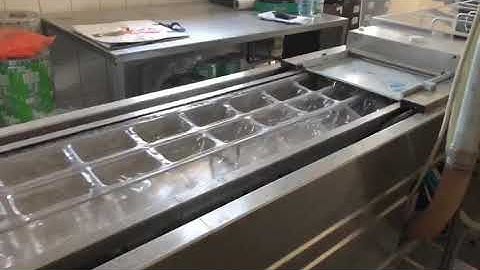 Multivac R230 thermoformer