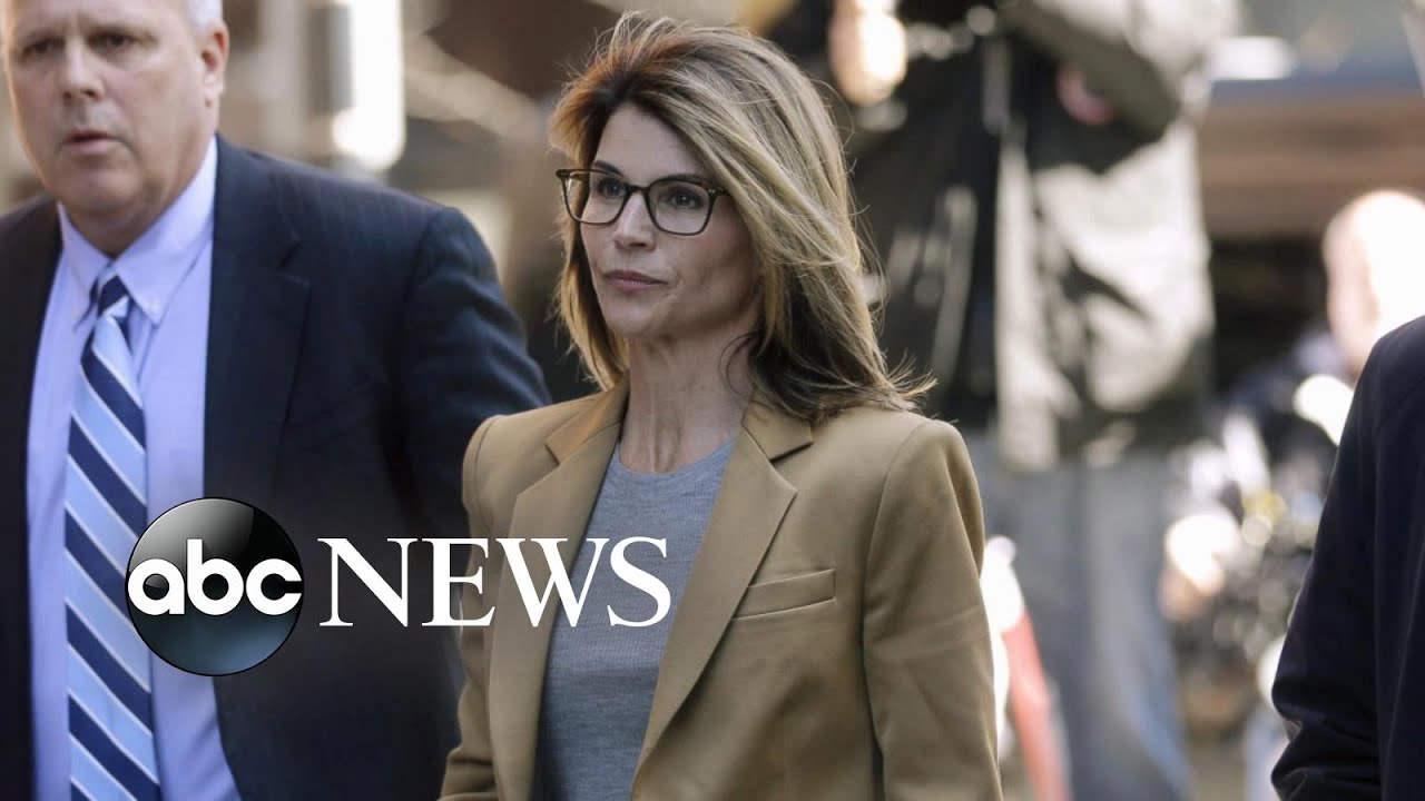 Lori Loughlin begins prison sentence