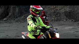 Prewedding trail , prewedding adat aceh , cinematic trail , konsep trail . Hafnawi dan fonna